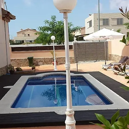 Casa Agnes Mont-roig del Camp